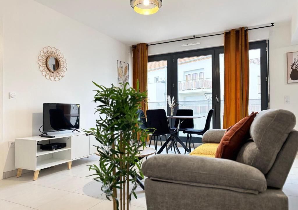 Photo of Livingroom in Magny-le-Hongre