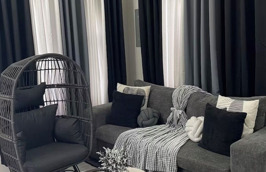 Photo of Livingroom in Portmore