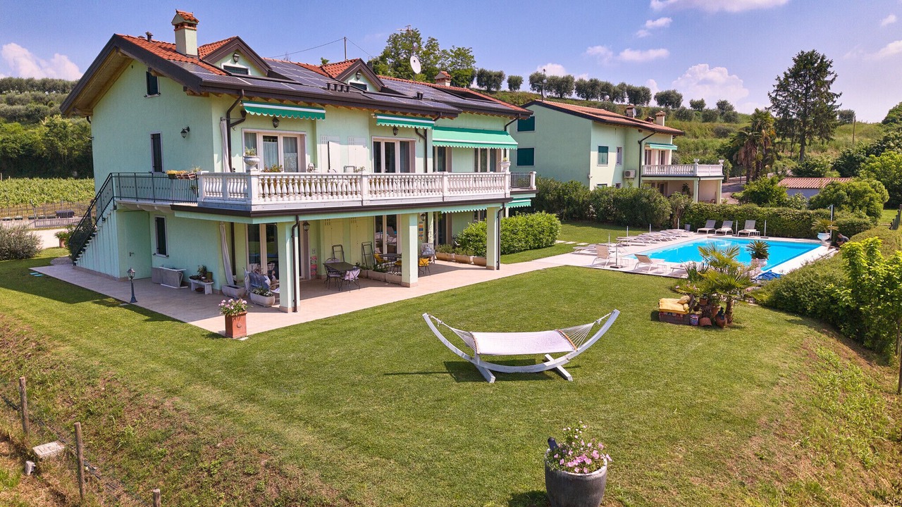 Photo of Outdoor in Montioni