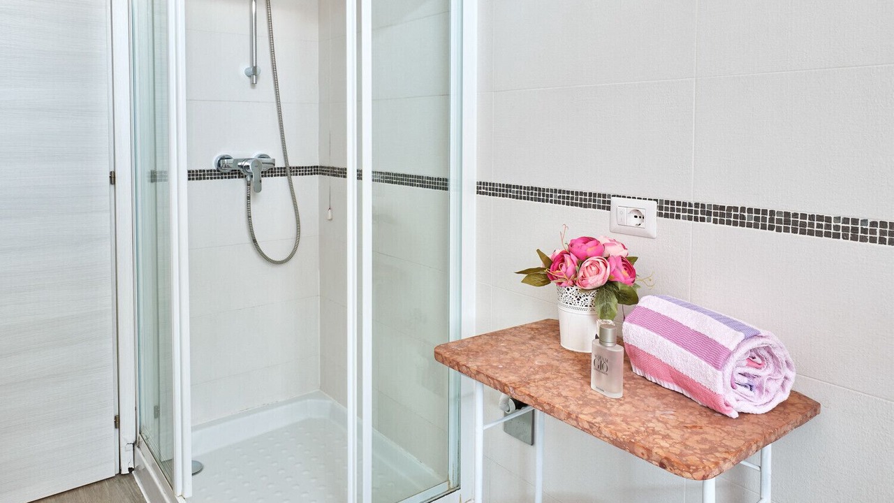 Photo of Bathroom in Montioni