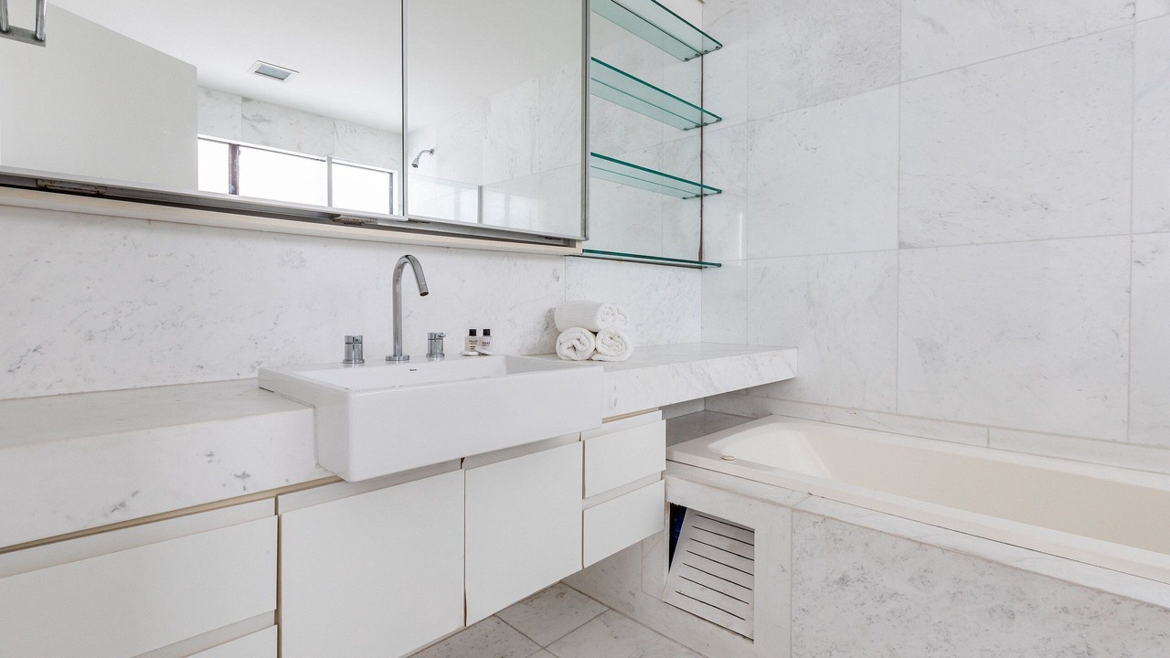 Photo of Bathroom in Ipanema