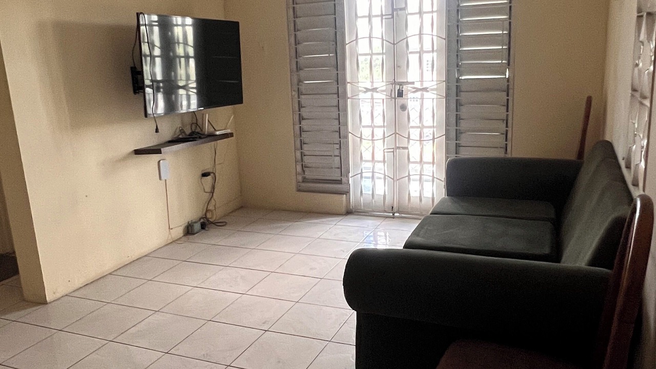 Photo of Livingroom in Pembroke Hall