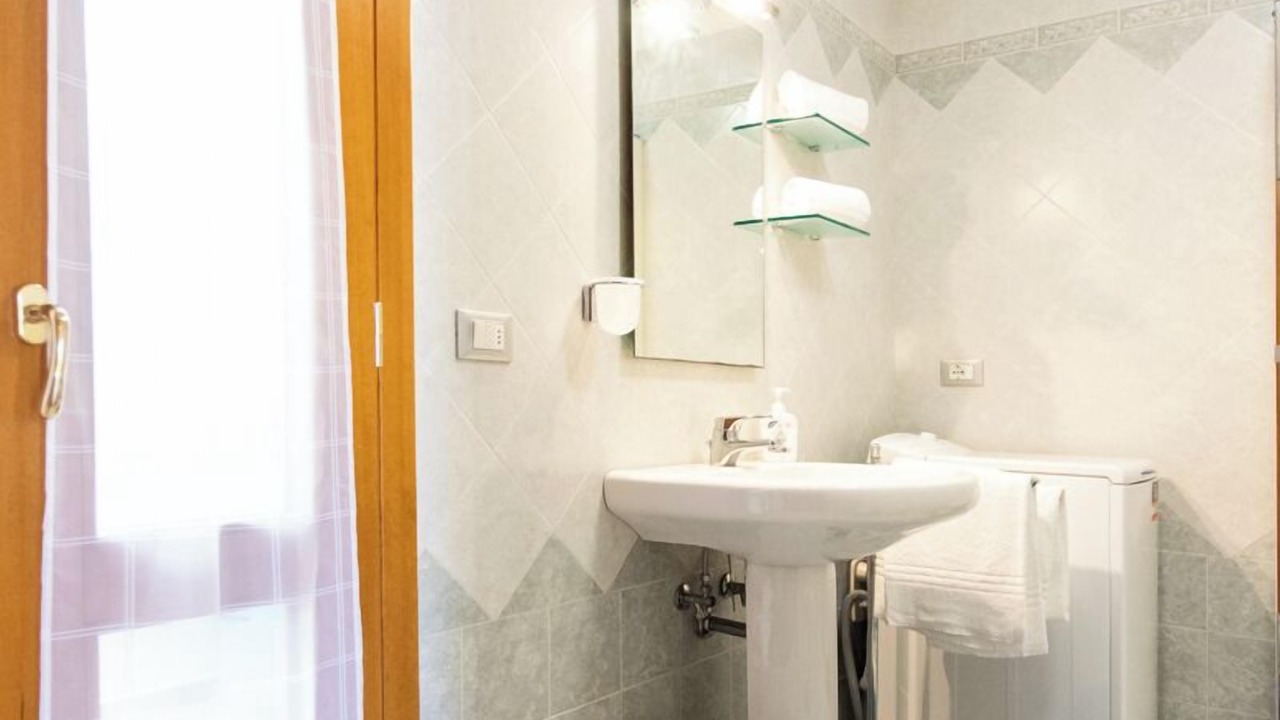 Photo of Bathroom in Pellestrina