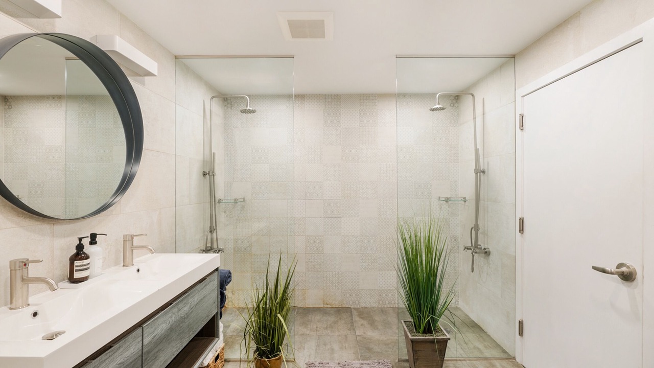 Photo of Bathroom in Little Italy