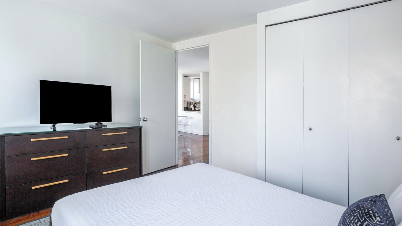 Photo of Bedroom in Peter Cooper Village
