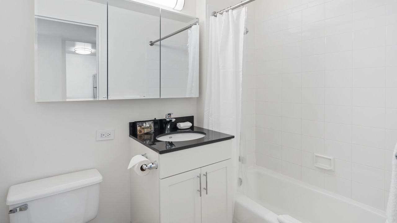 Photo of Bathroom in Brooklyn Heights
