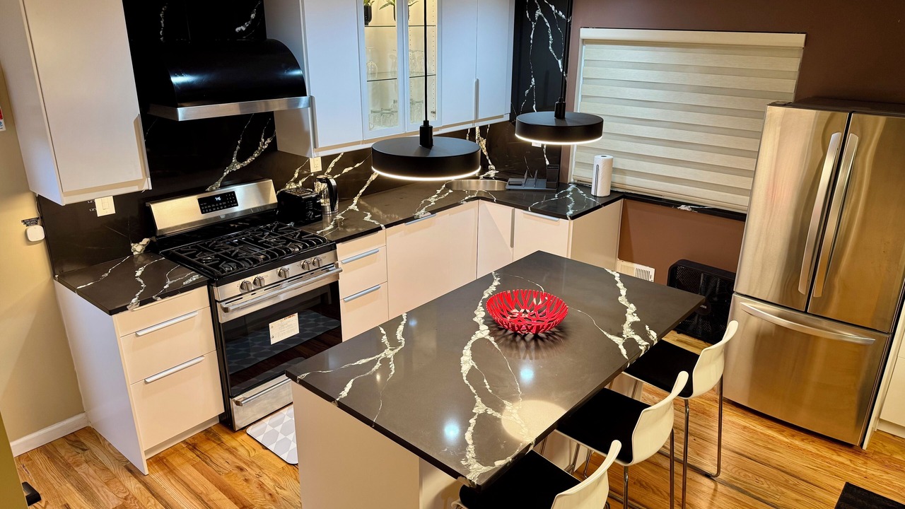 Photo of Kitchen in Mariners Harbor