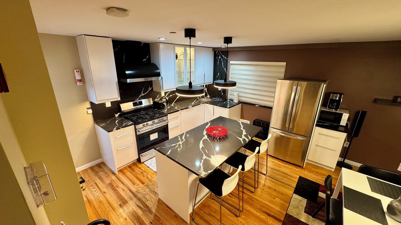 Photo of Kitchen in Mariners Harbor