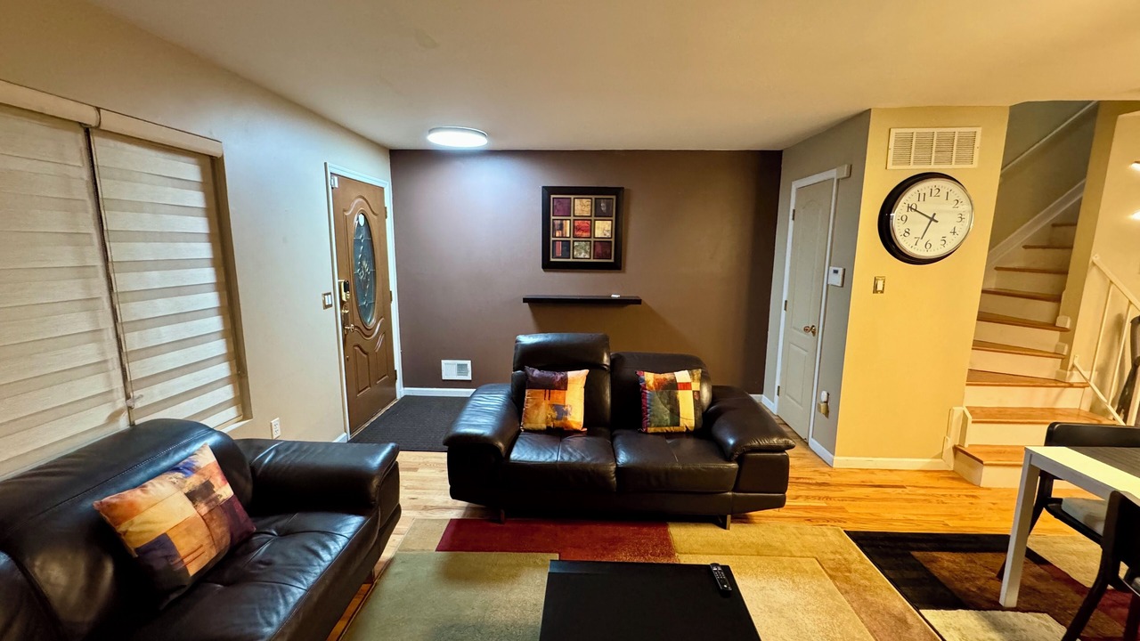 Photo of Livingroom in Mariners Harbor