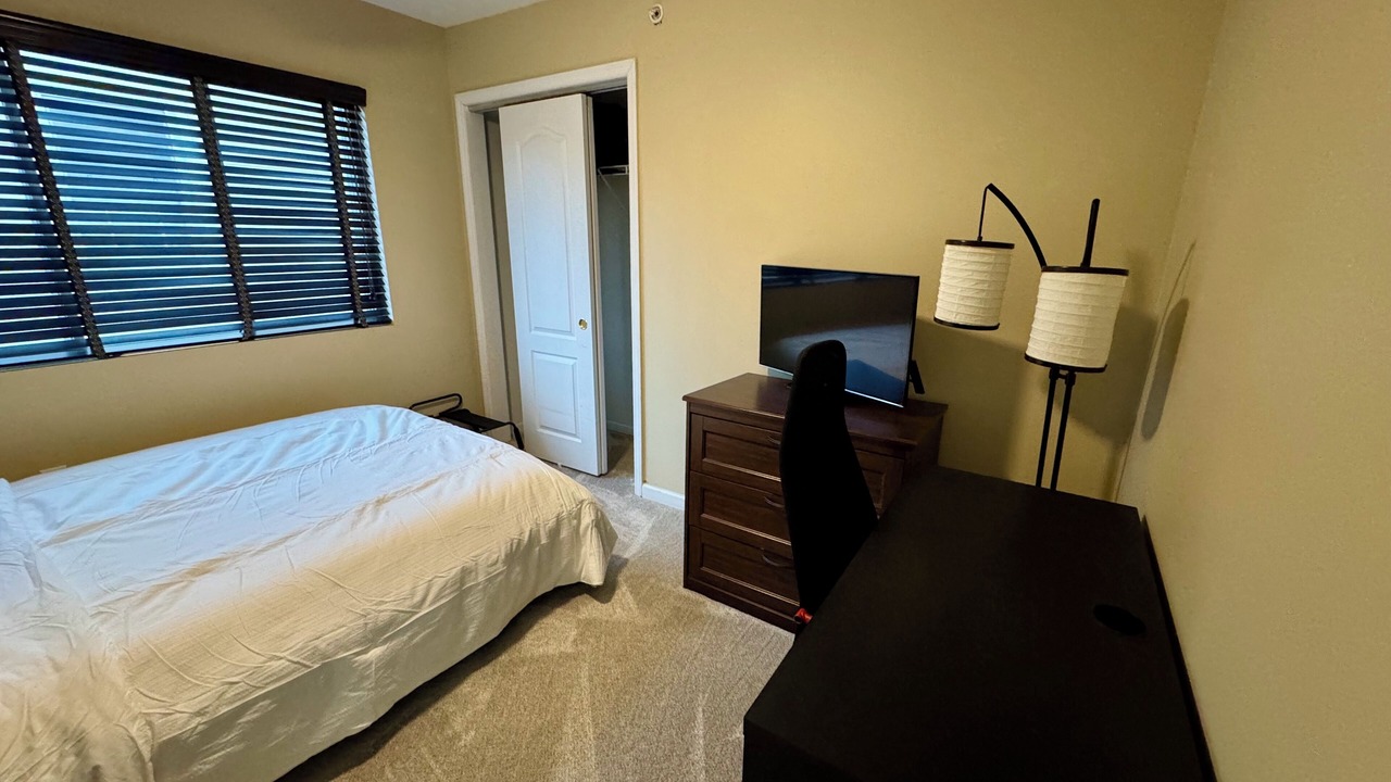 Photo of Bedroom in Mariners Harbor