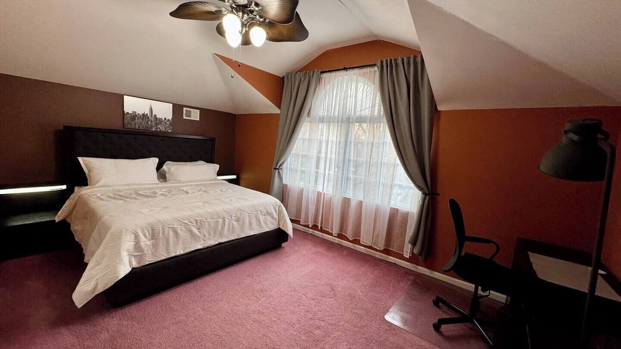 Photo of Bedroom in Mariners Harbor