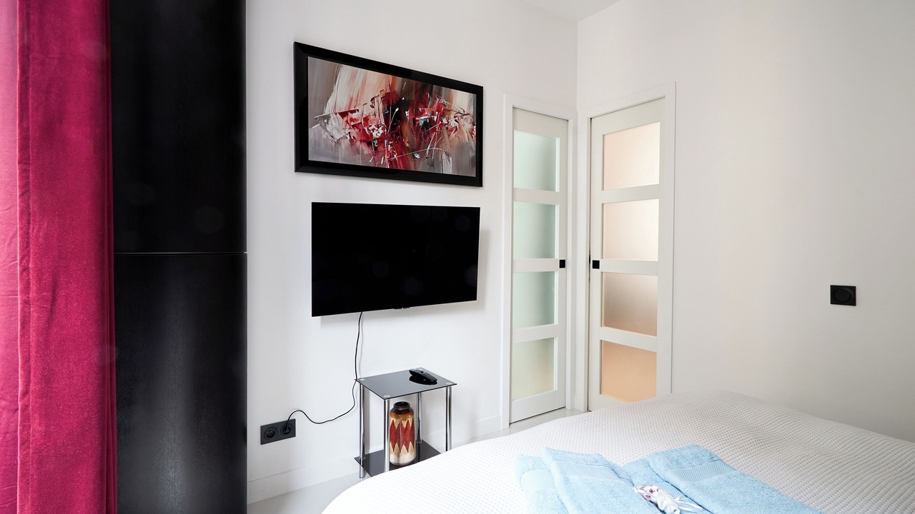 Photo of Bedroom in Champs-Elysees
