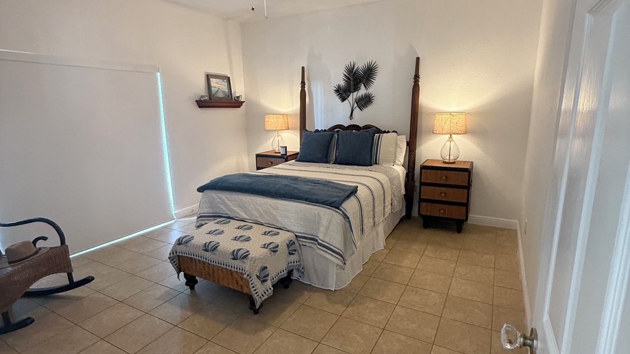 Photo of Bedroom in Alice Town