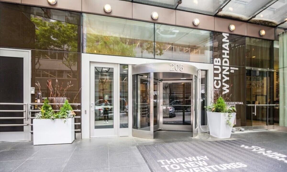 Photo of Outdoor in Midtown East