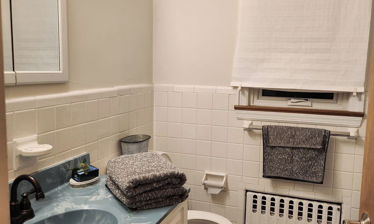 Photo of Bathroom in Grant City