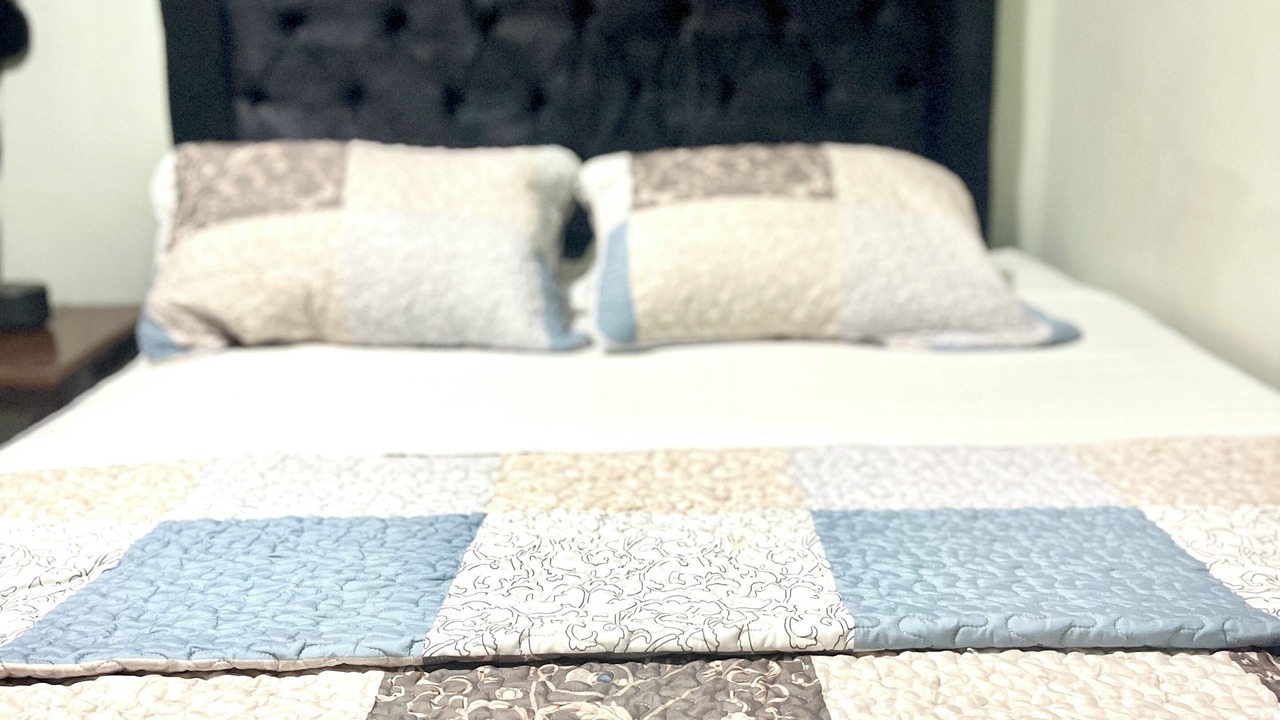 Photo of Bedroom in Mona Heights
