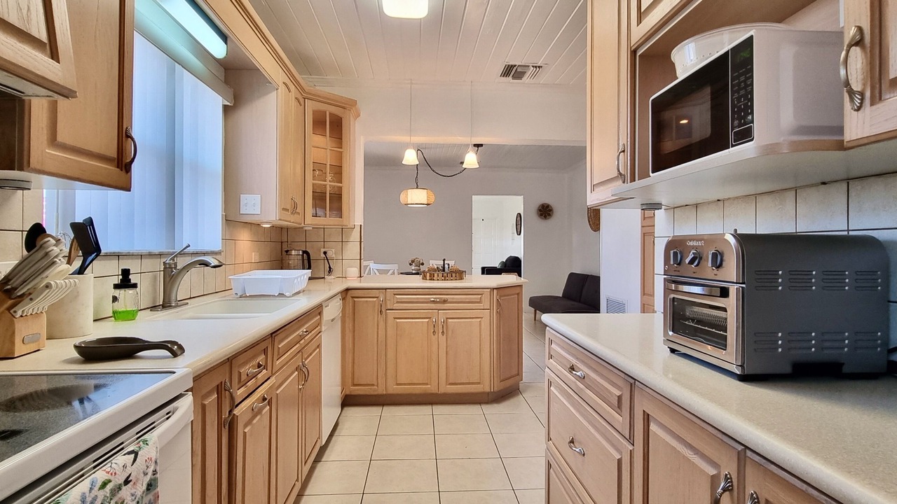 Photo of Kitchen in Spanish Wells