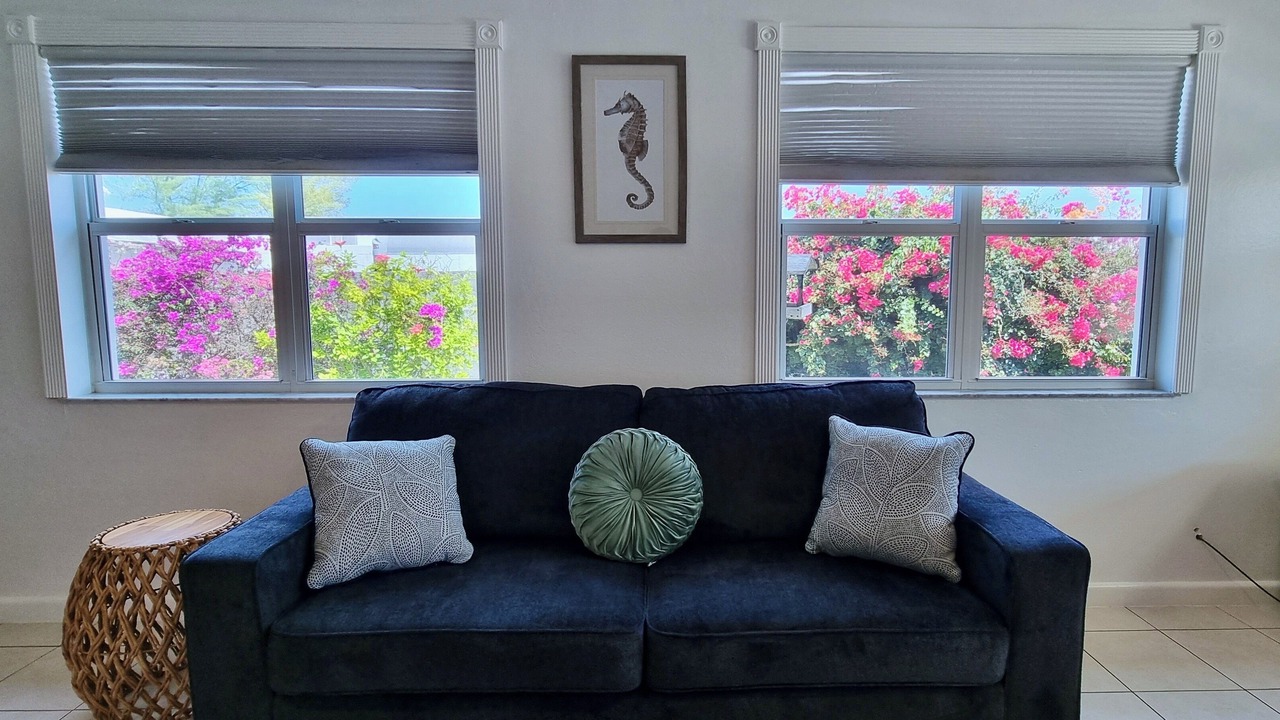 Photo of Livingroom in Spanish Wells