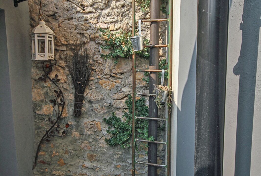 Photo of Outdoor in Nanto