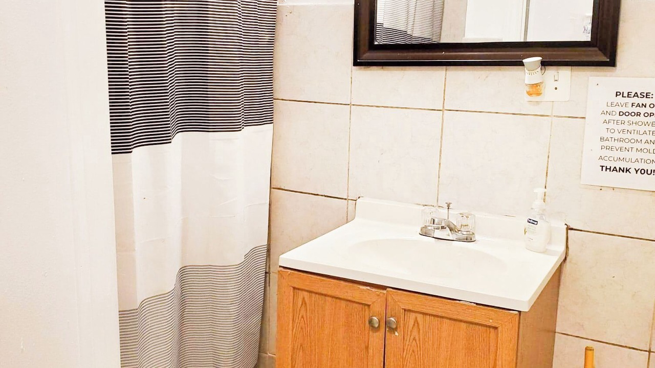Photo of Bathroom in Ocean Hill