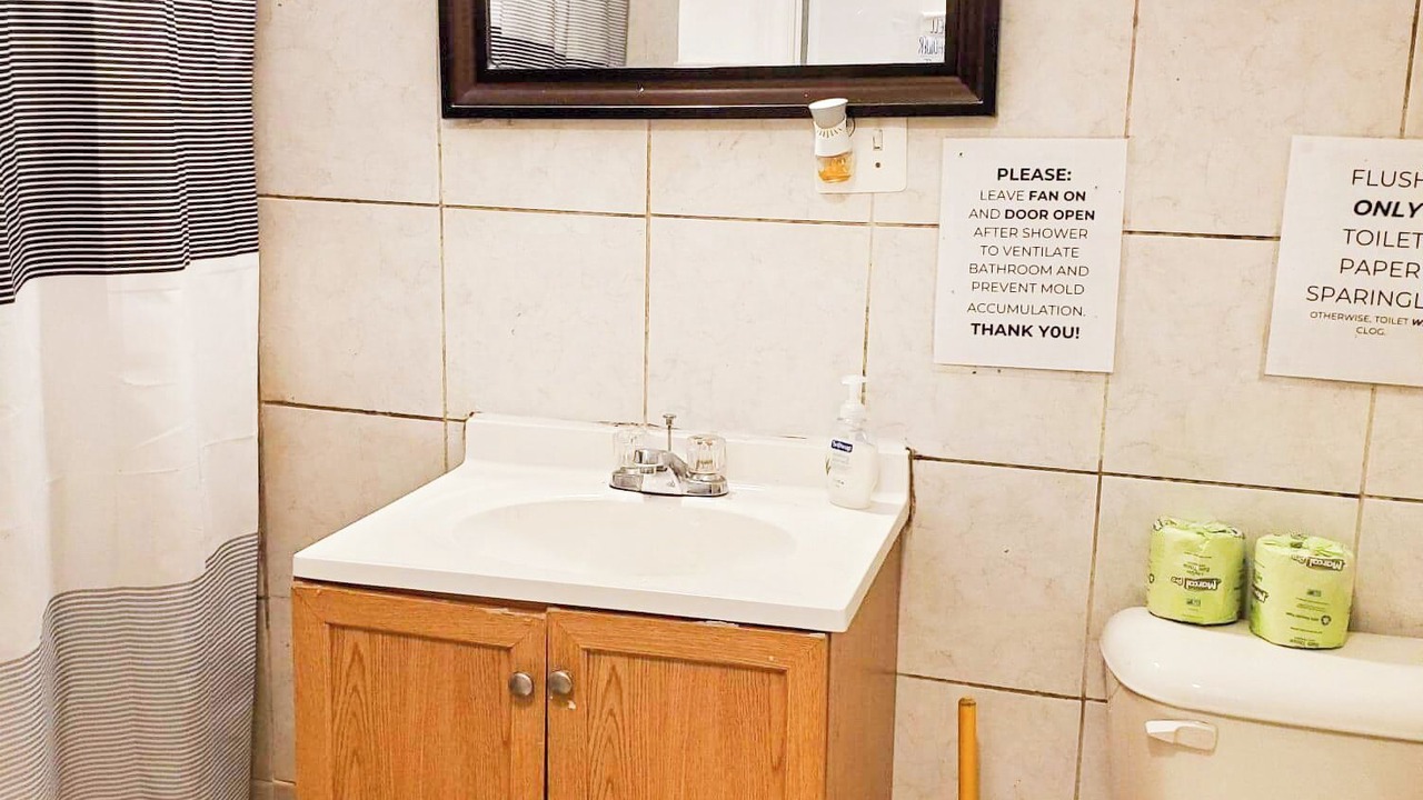 Photo of Bathroom in Ocean Hill