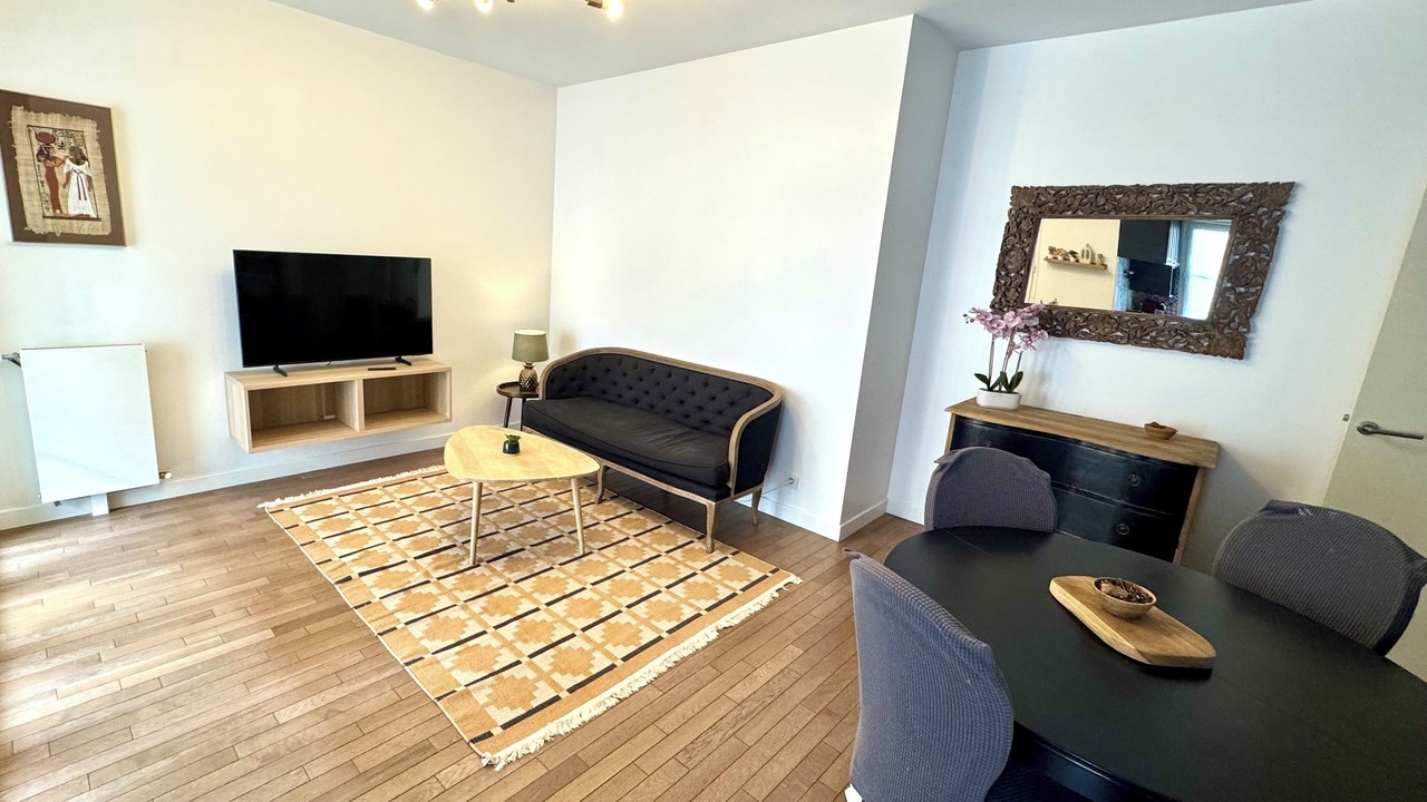 Photo of Livingroom in Le Plessis-Robinson