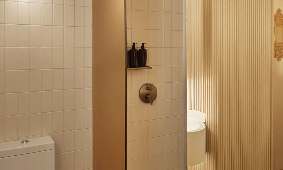 Photo of Bathroom in Bowery