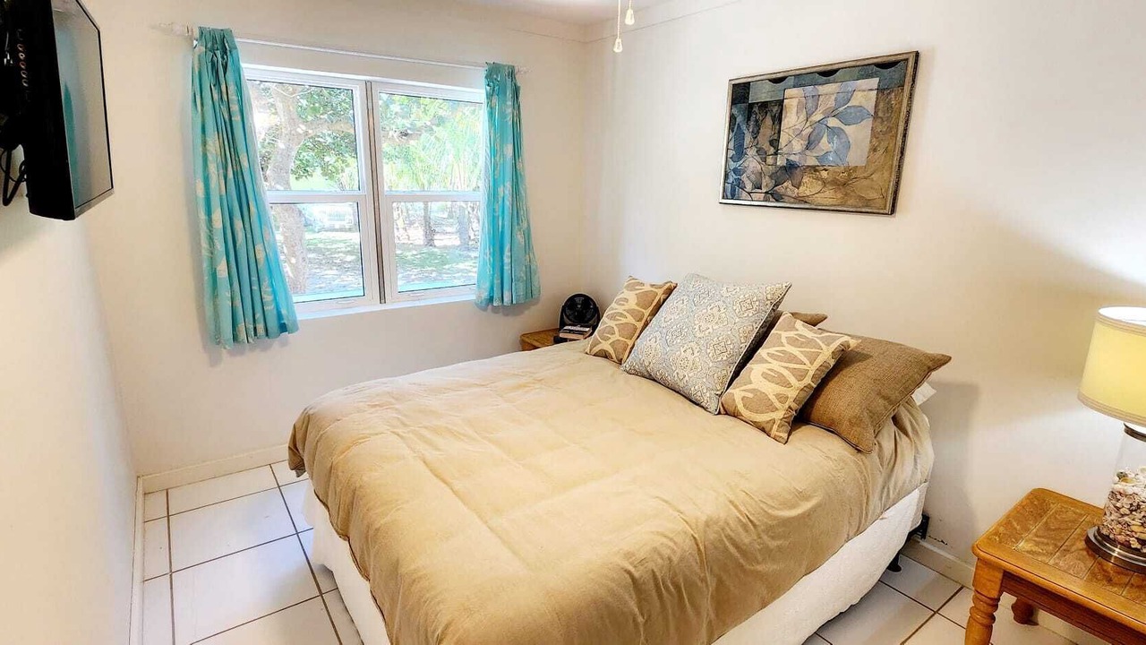 Photo of Bedroom in Hope Town