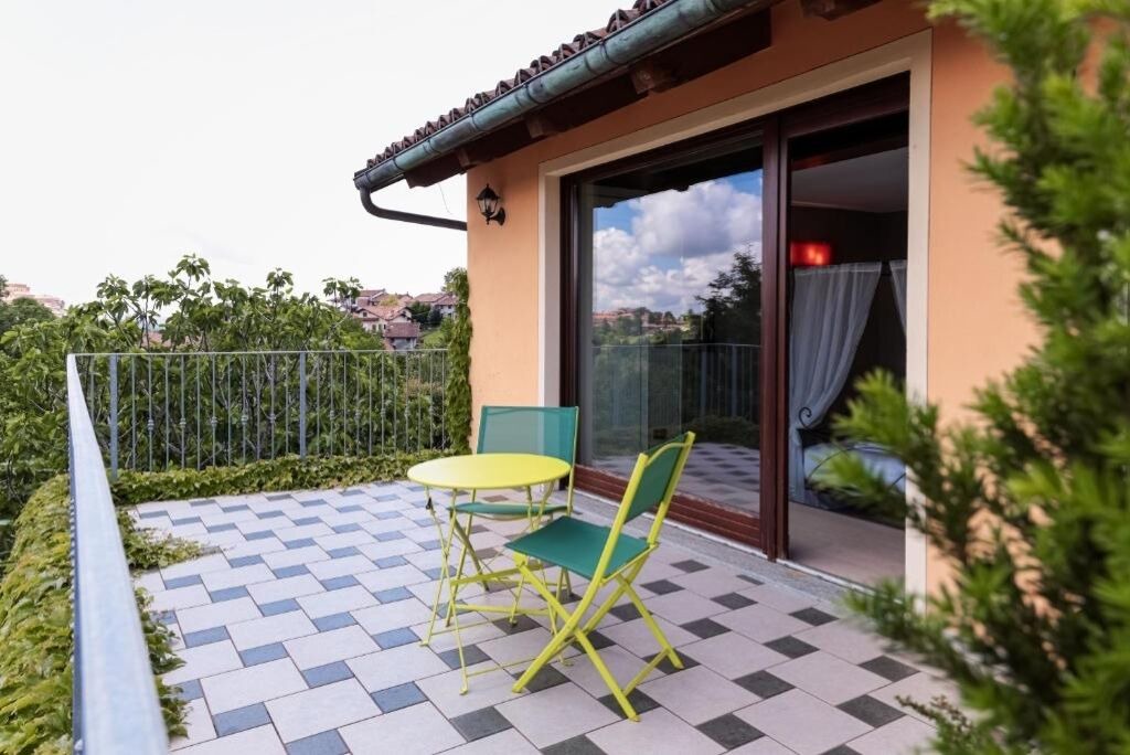 Photo of Patio Balcony in La Morra