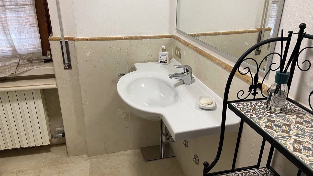 Photo of Bathroom in Frader