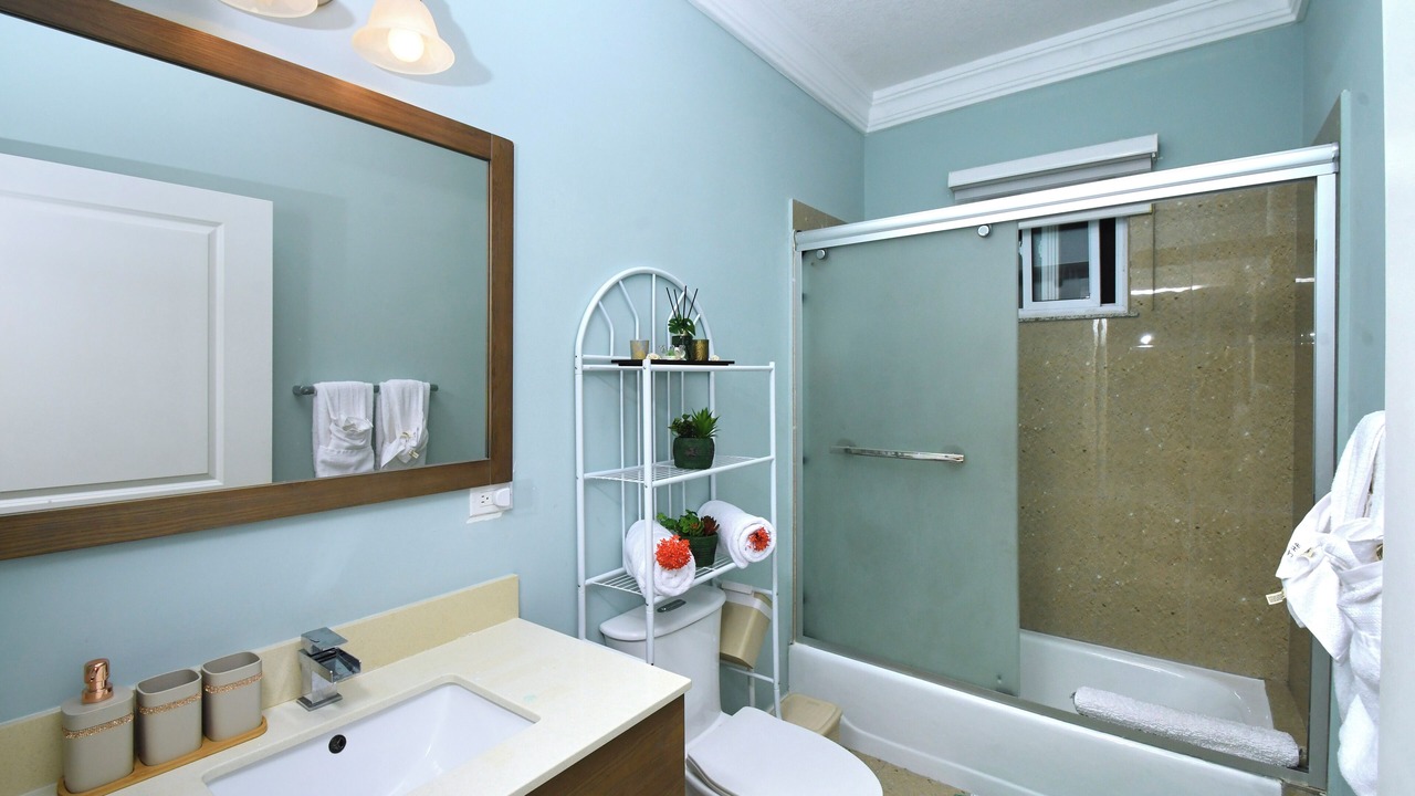 Photo of Bathroom in St. Ann's Bay
