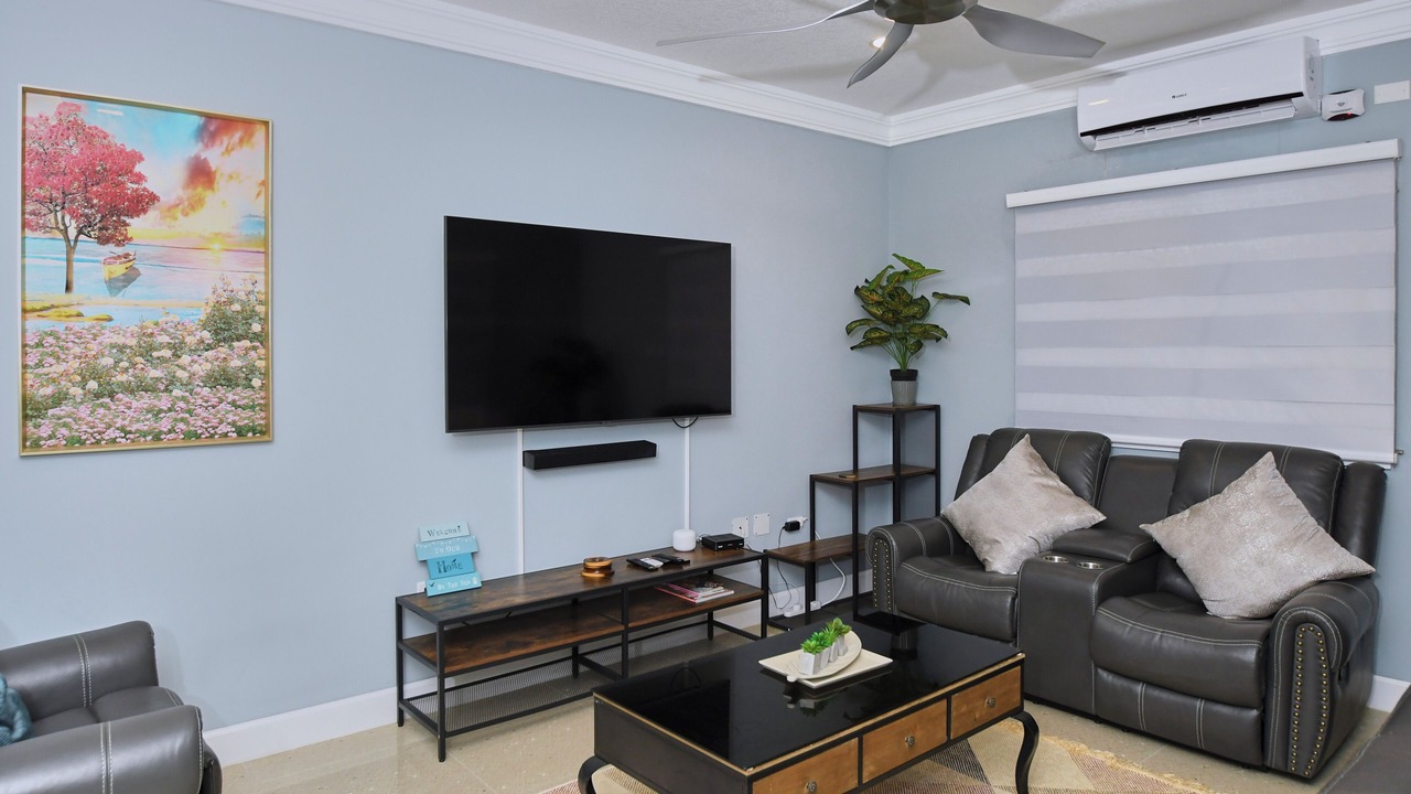 Photo of Livingroom in St. Ann's Bay