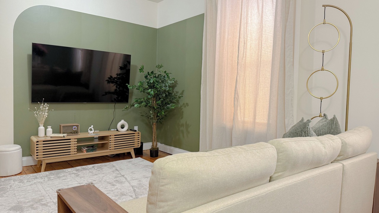 Photo of Livingroom in Central New York City