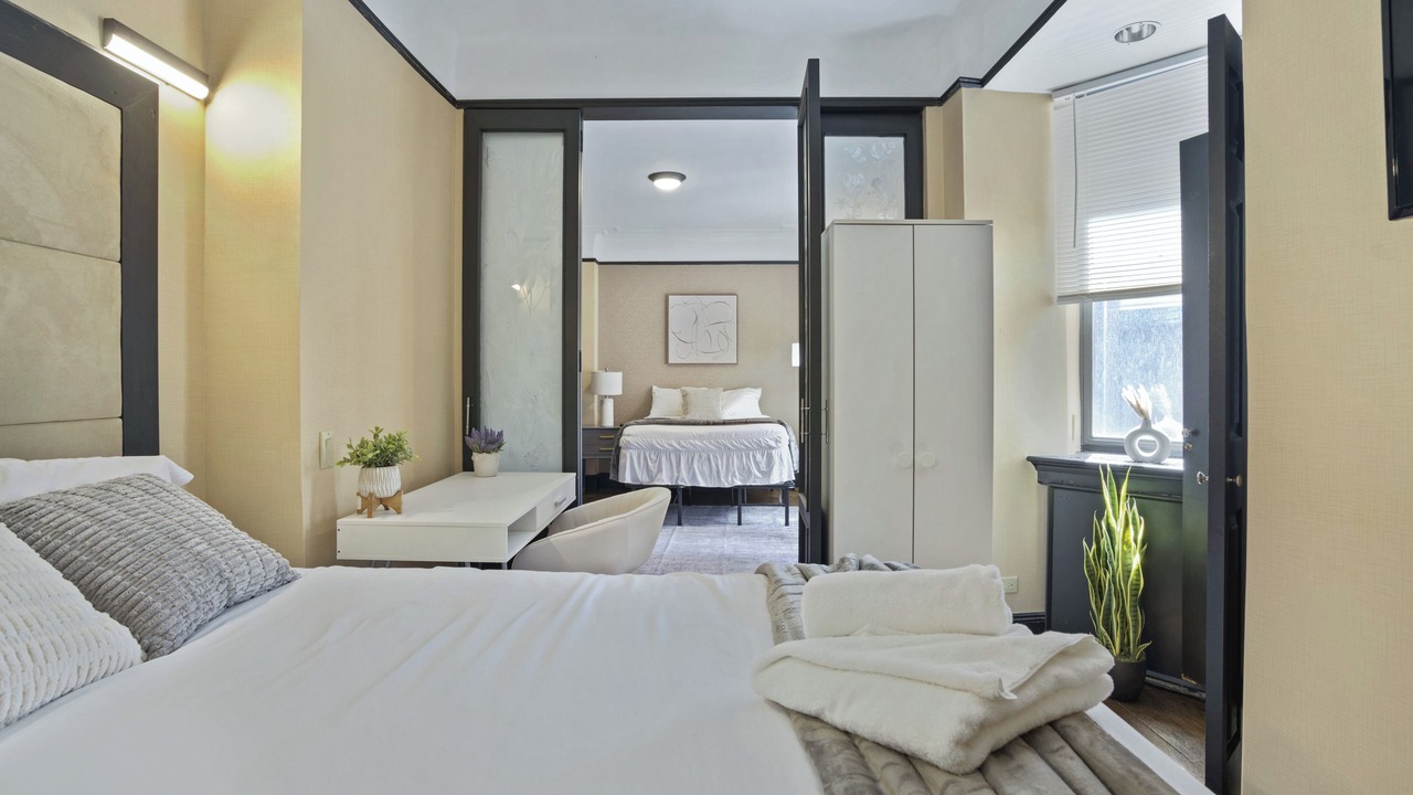 Photo of Bedroom in Midtown East