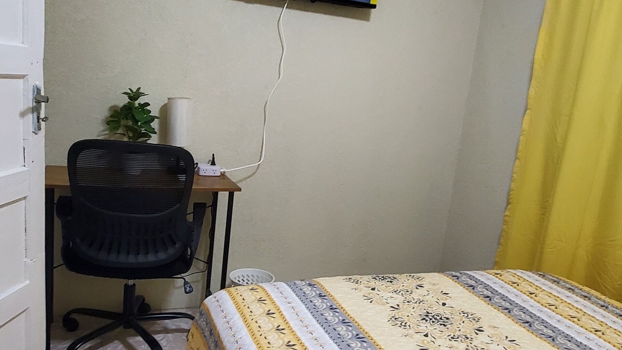 Photo of Bedroom in Molynes Gardens