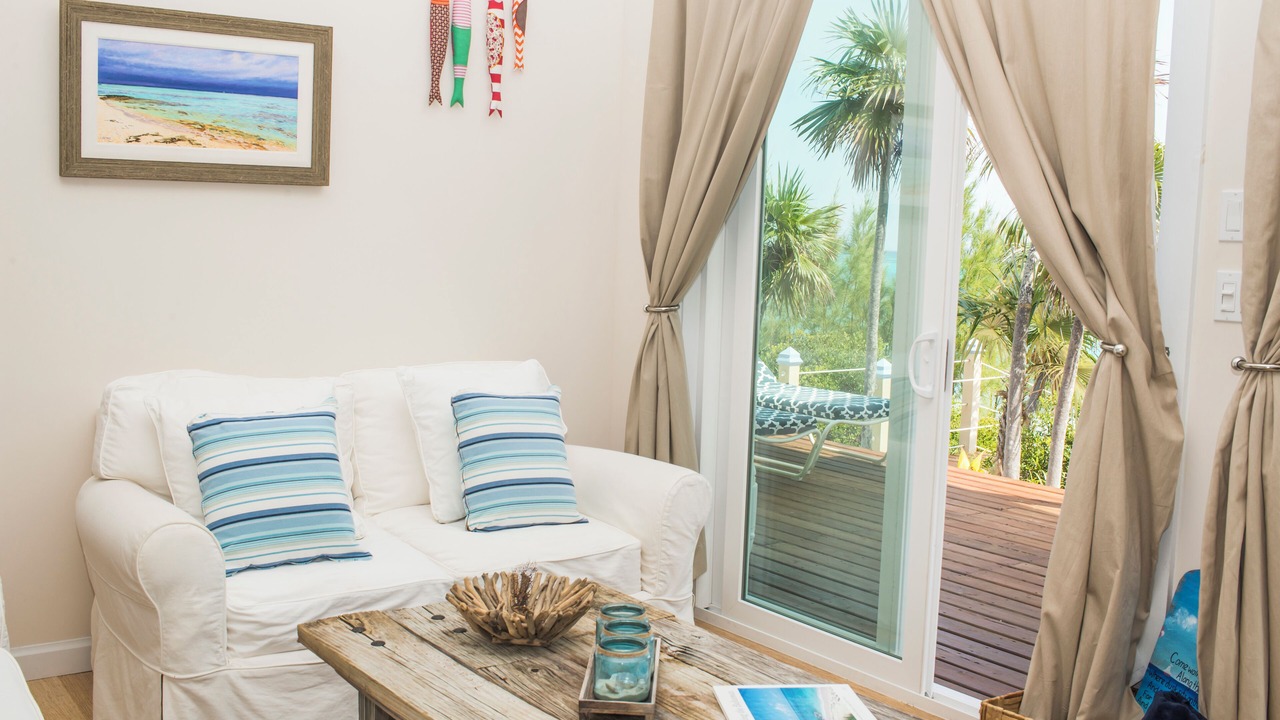 Photo of Livingroom in Nassau