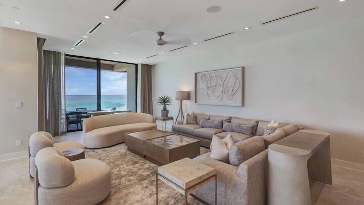 Photo of Livingroom in Nassau