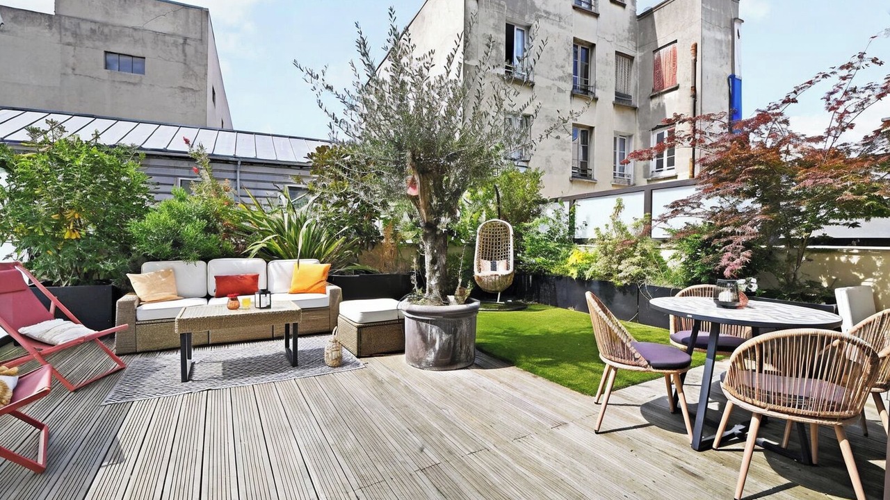 Photo of Outdoor in Clichy