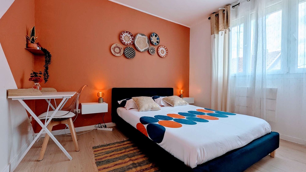 Photo of Bedroom in Fontenay-aux-Roses