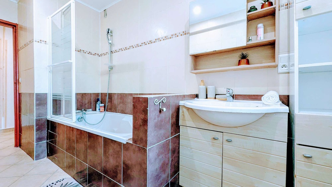 Photo of Bathroom in Fontenay-aux-Roses