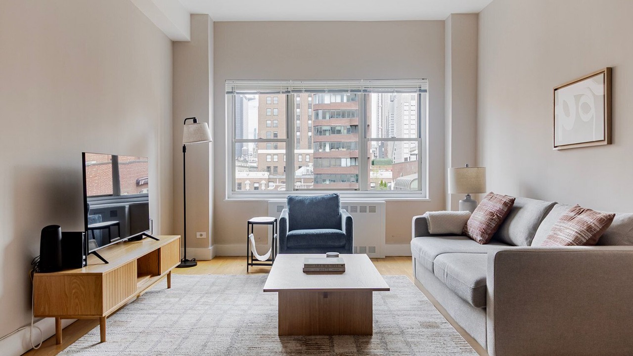 Photo of Livingroom in Midtown