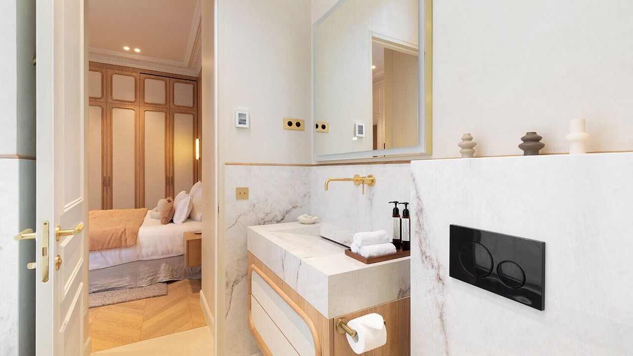 Photo of Bathroom in Les Halles