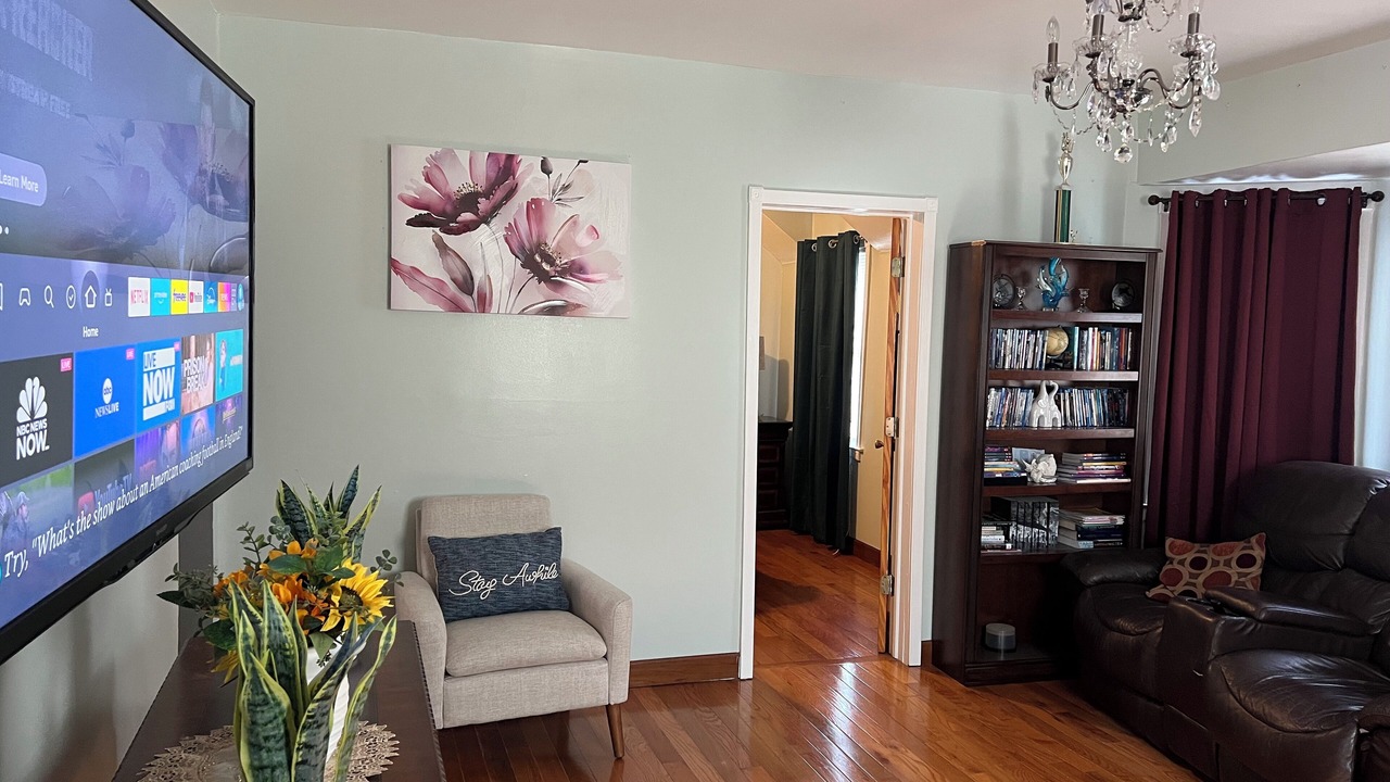 Photo of Livingroom in Queens