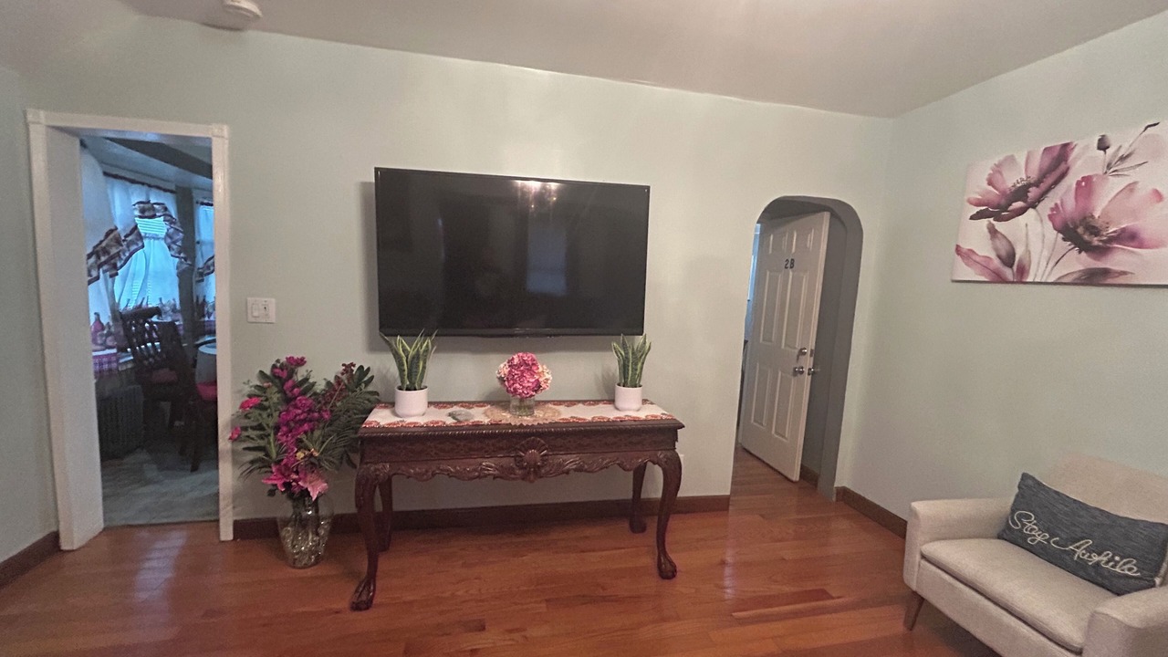 Photo of Livingroom in Queens
