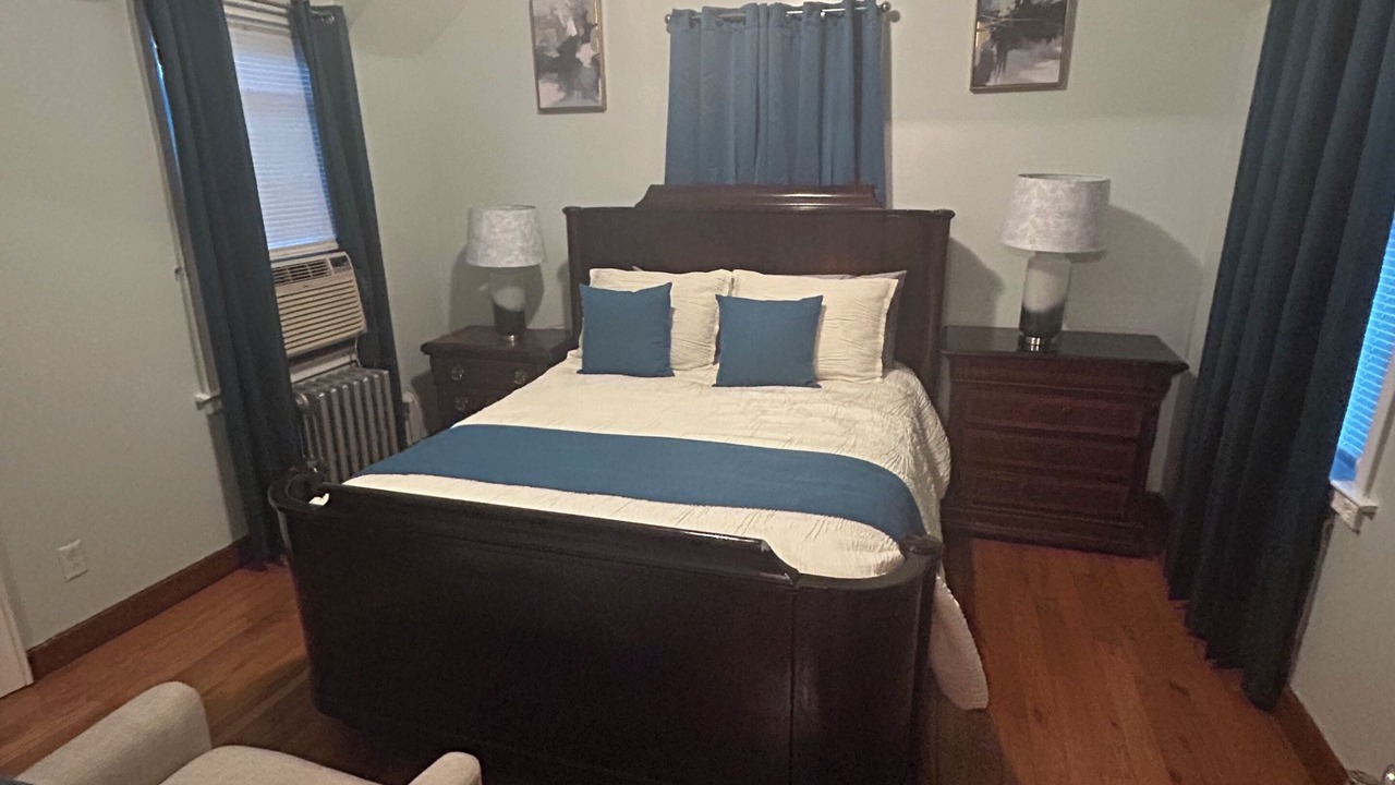 Photo of Bedroom in Queens
