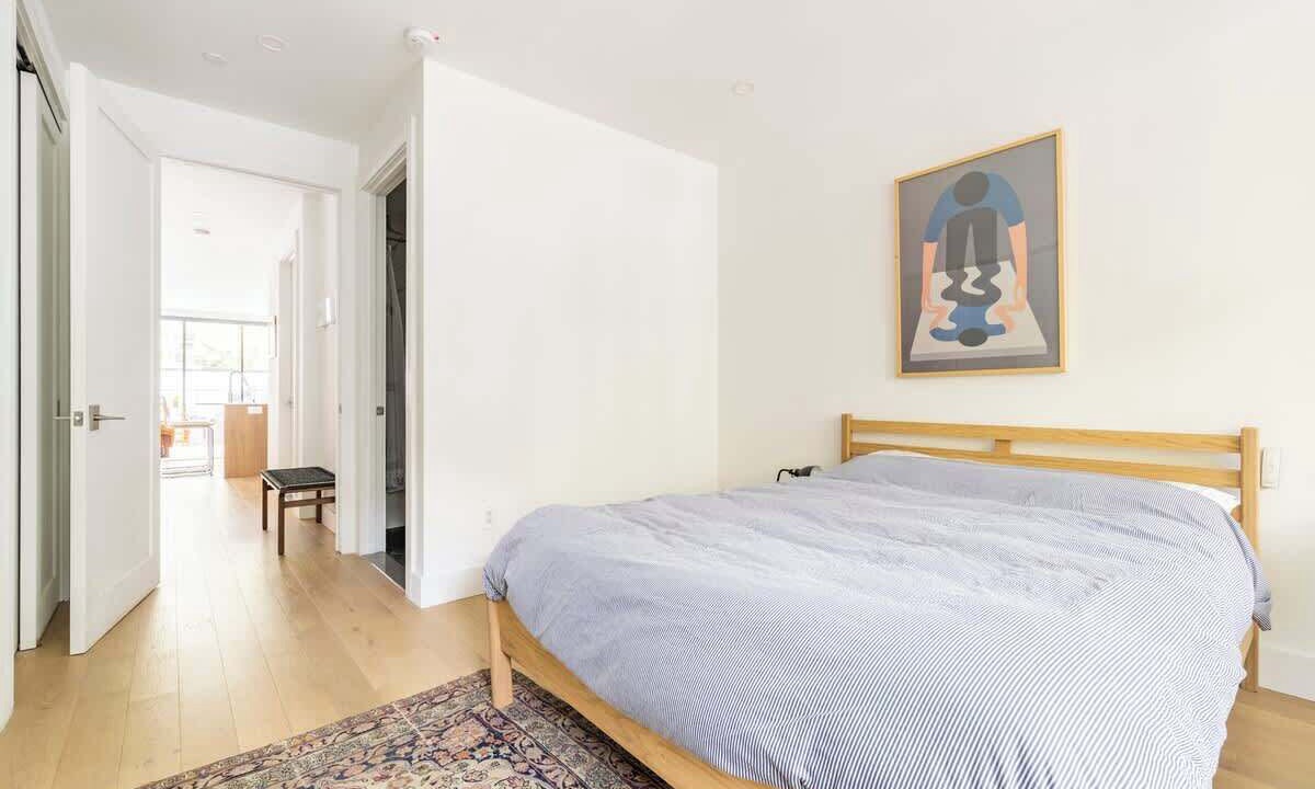 Photo of Bedroom in Greenpoint