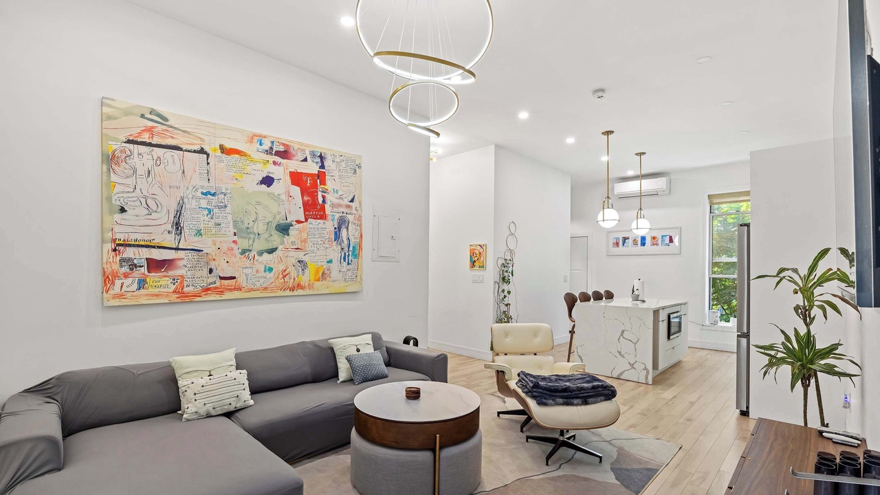 Photo of Livingroom in Bedford-Stuyvesant