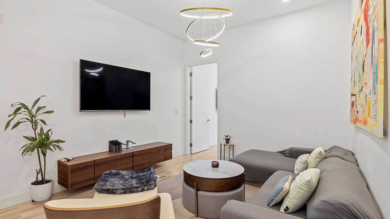 Photo of Livingroom in Bedford-Stuyvesant