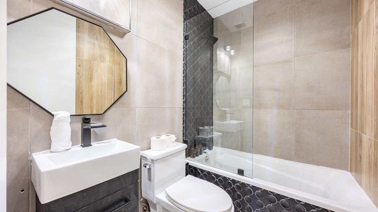 Photo of Bathroom in Williamsburg