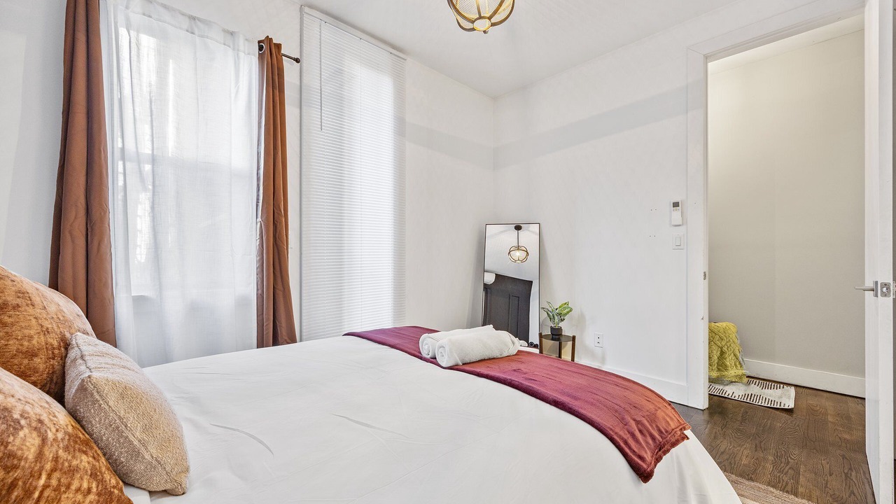 Photo of Bedroom in Williamsburg